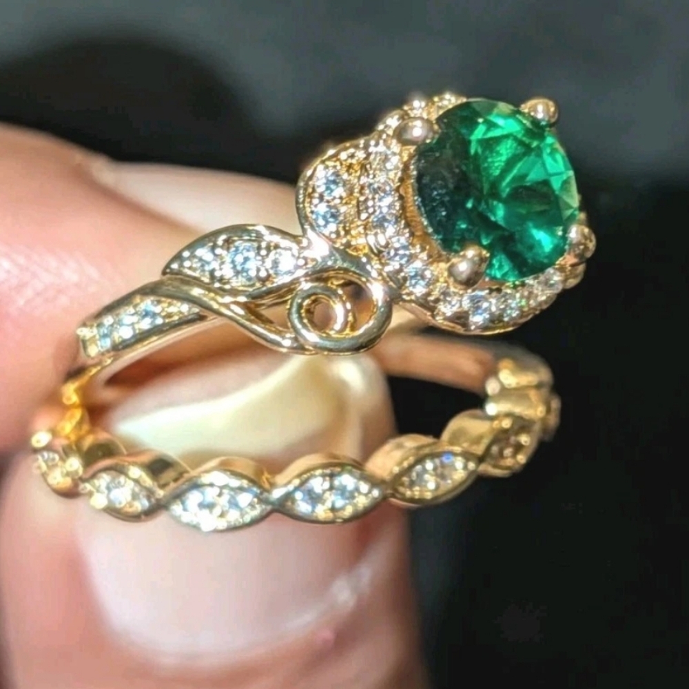 Luxury Women's 3ct Round Simulated Green Emerald & Diamond Gold Bridal Set Sz 6